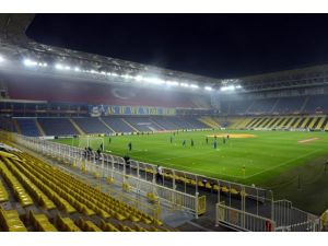 Sarı kanarya ilk yarıyı avantajlı kapattı