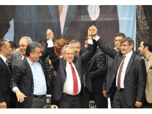 İrsen Küçük yeniden başkan