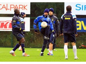 Fenerbahçe'de derbi mesaisi