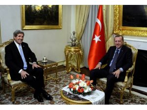 Erdoğan, Kerry ile görüştü