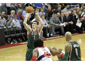 İlyasova en skorer oldu