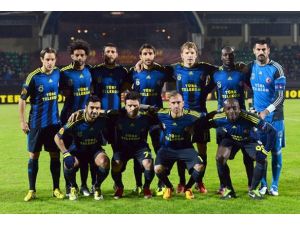 Fenerbahçe Plzen'de avantaj peşinde