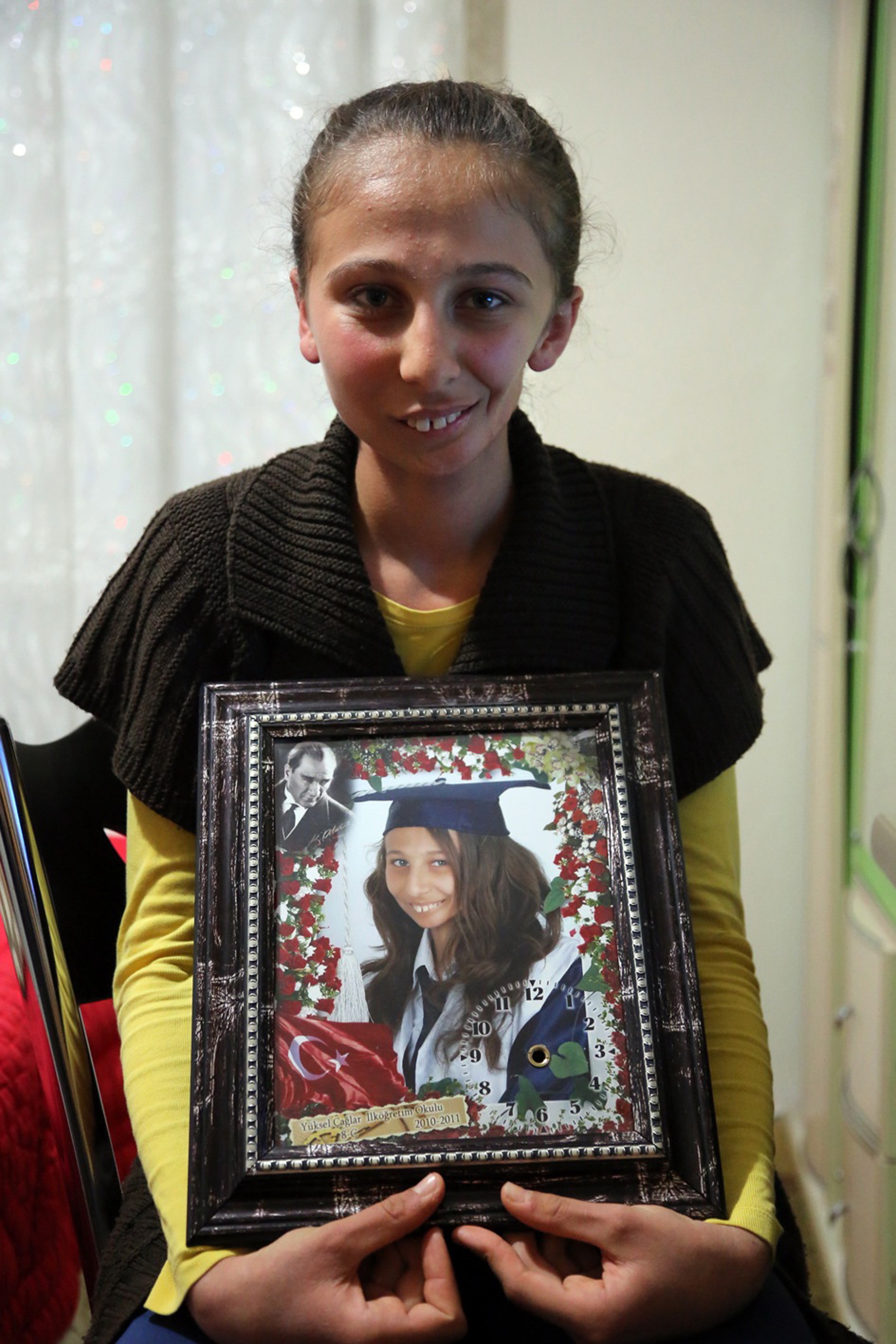 Yüzünü kaybetti, geleceğini kaybetmek istemiyor