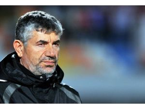 Giray Bulak'la yollar ayrılabilir 