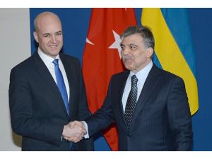 Cumhurbaşkanı Gül Reinfeldt ile görüştü