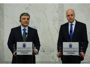 Teröristler demokrasiyi istismar ediyor