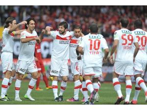 Deplasmanda galibiyete hasret