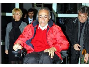 Ahmet Bayer 'yalan beyandan' beraat etti