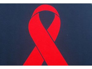 AIDS'e yakalanma yaşı düşüyor