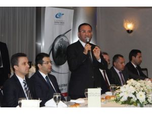 Her ülkede bir müşavir olacak