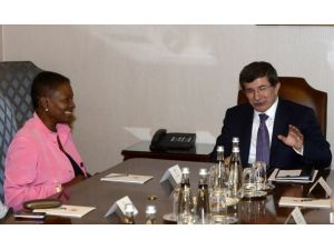 Davutoğlu Amos ile görüştü