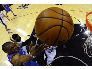 NBA'de 2 maç yapıldı