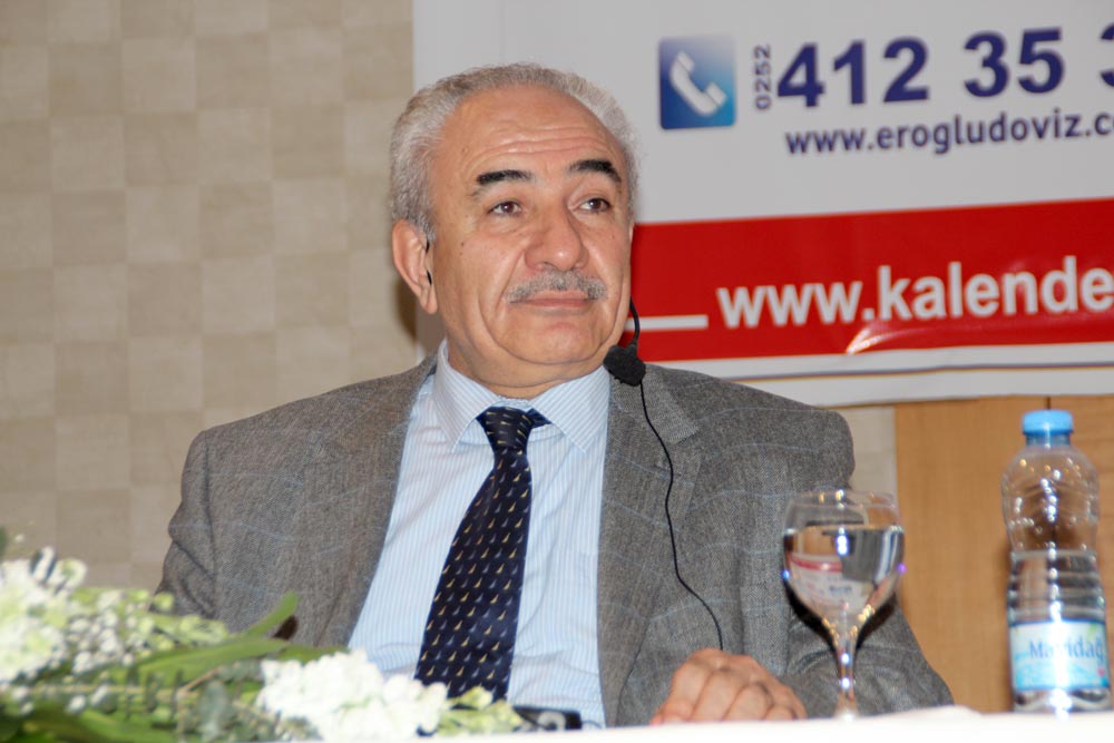 Marmaris’te 'Bir Destandır Çanakkale' konferansı düzenledi.