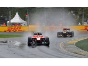 Formula 1'e yağmur engeli