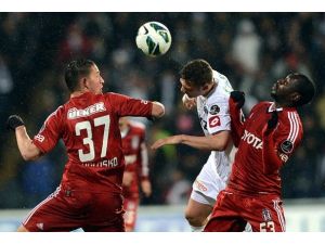 Kartal İnönü'de farklı yenildi