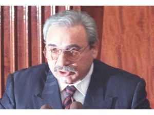 Eski bakanlardan Refaiddin Şahin vefat etti