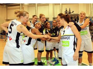 İkinci maçını da kazandı