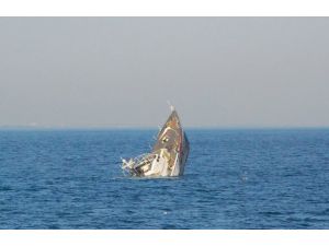 Nijerya açıklarında gemi battı: 9 ölü
