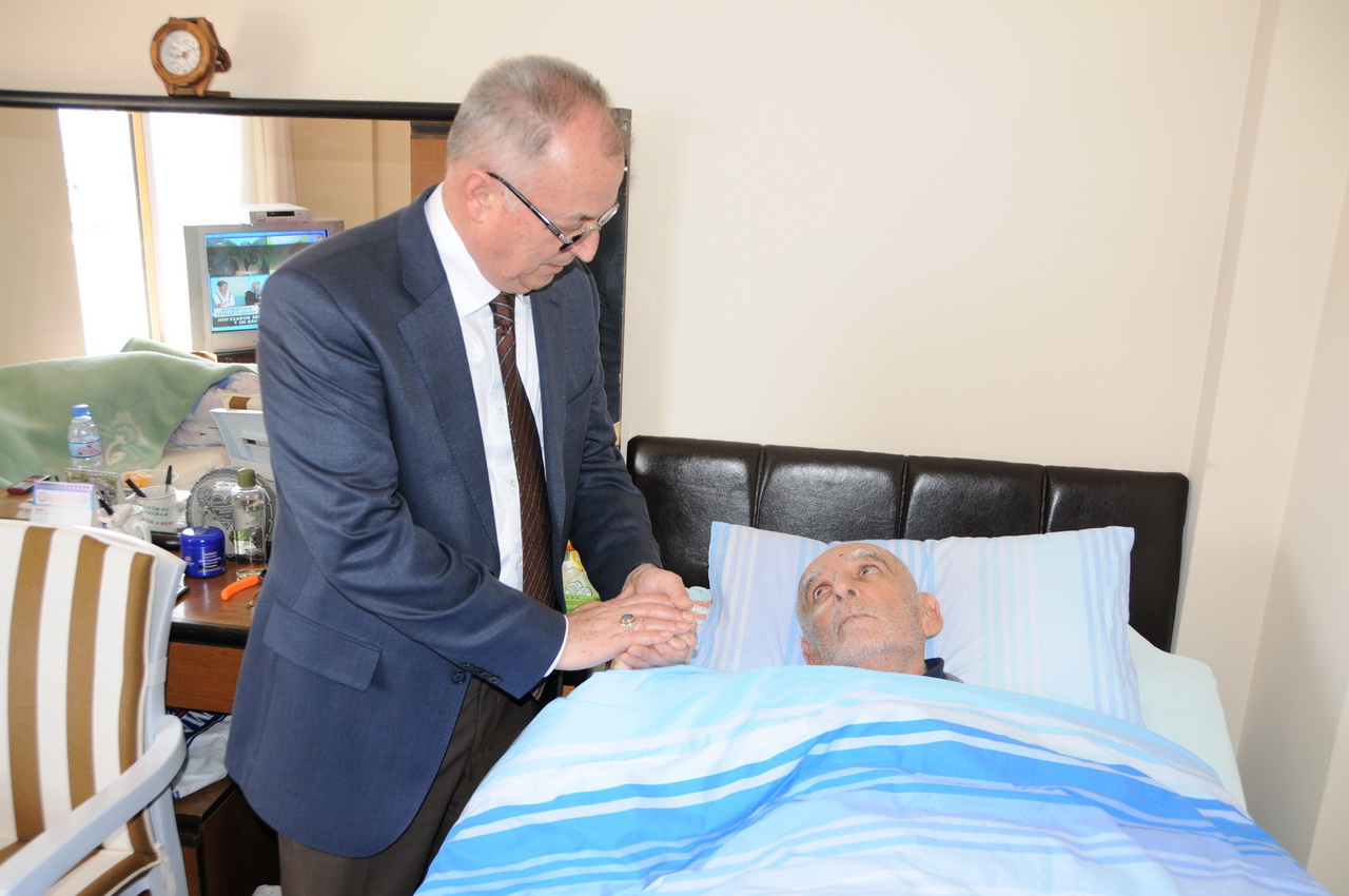 Başkan Muhammet Ünlü Yaşlılarımızın Haftasını Kutladı