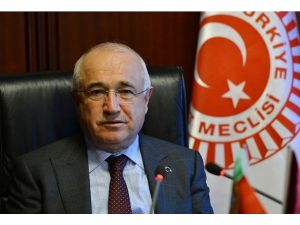 Cumhurbaşkanı Gül'e "Anayasa" bilgisi  