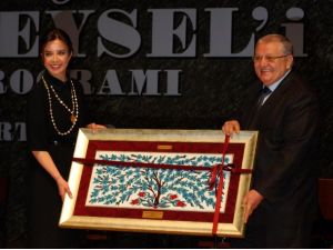 Aşık Veysel anıldı