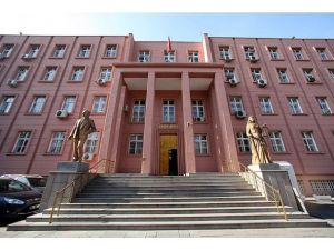 Aldatan eşini öldürene tahrik indirimi