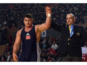 Rıza Kayaalp finalde