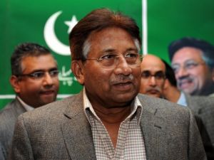 Pervez Müşerref ülkesine döndü