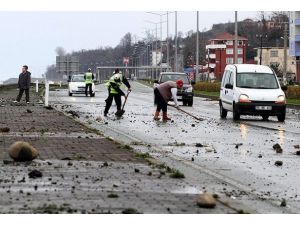 Karadeniz'de şiddetli fırtına