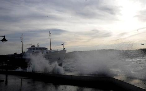 Güney Ege'de kuvvetli fırtına uyarısı