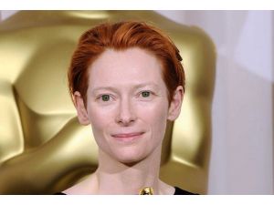 Sanat uğruna müzede uyudu