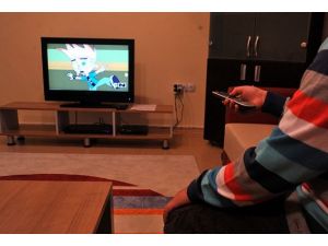 Televizyon sosyal gelişime zarar vermiyor