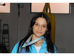 İki yılda dünya şampiyonu oldu