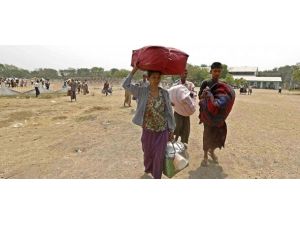 12 bin Müslüman evlerinden oldu