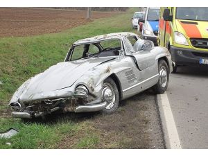 Almanya'da 1 milyon dolarlık kaza