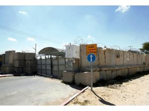 İsrail Kerem Şalom sınır kapısını açtı