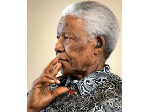 Nelson Mandela iyileşiyor