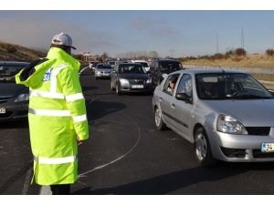 Araç denetimlerinde ceza yağdı