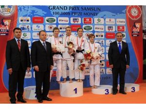 Grand Prix'de bronz madalya