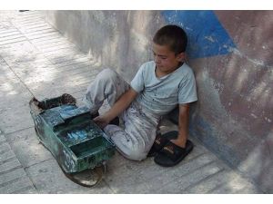 893 bin çocuk çalışıyor