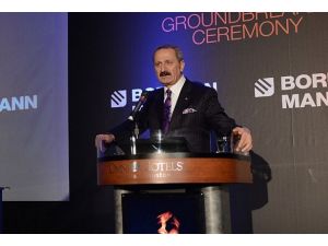 Türkiye'yi kasıla kasıla anlatıyorum