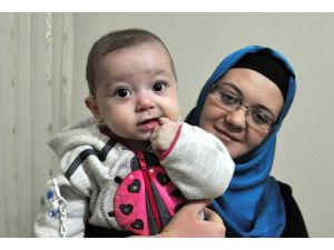 Ebrar bebeği kardeşi kurtaracak