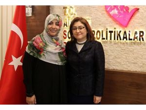 Bakan Şahin'e Nobel ödüllü ziyaretçi