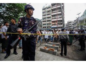 Müslüman ve Budistler arasında kavga