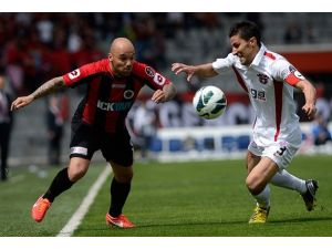 Başkentte beraberlik çıktı