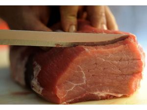 Kırmızı et damar tıkanıklığına yol açıyor