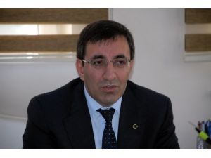 Başkanlık sistemi, ekonomiye katkı sağlar