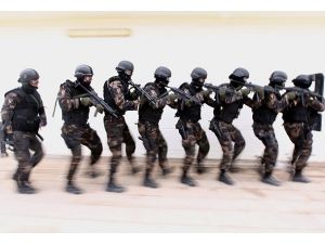 Güven - Polisin Dünyası sergisi açılıyor