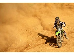 Motokros Şampiyonası başladı