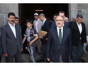 İki baharı birden gördüm